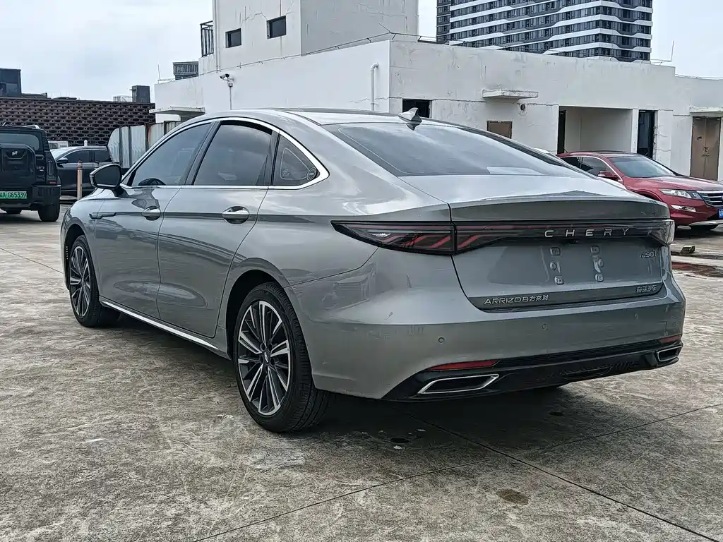 Chery Arrizo 8 PRO 2025 — фото 18