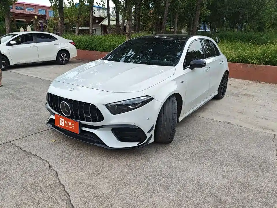 Mercedes-Benz A-Class AMG 2024 — фото 1