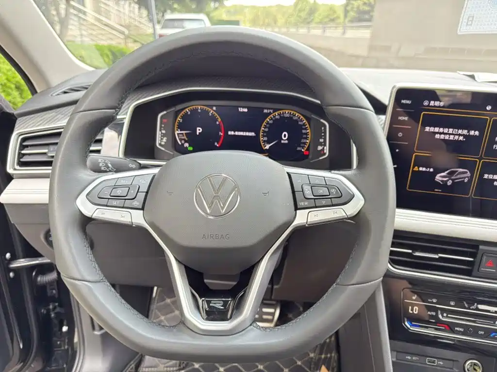 Volkswagen Tiguan L 2024 — фото 15