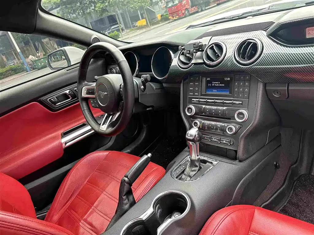 Ford Mustang 2016 — фото 19