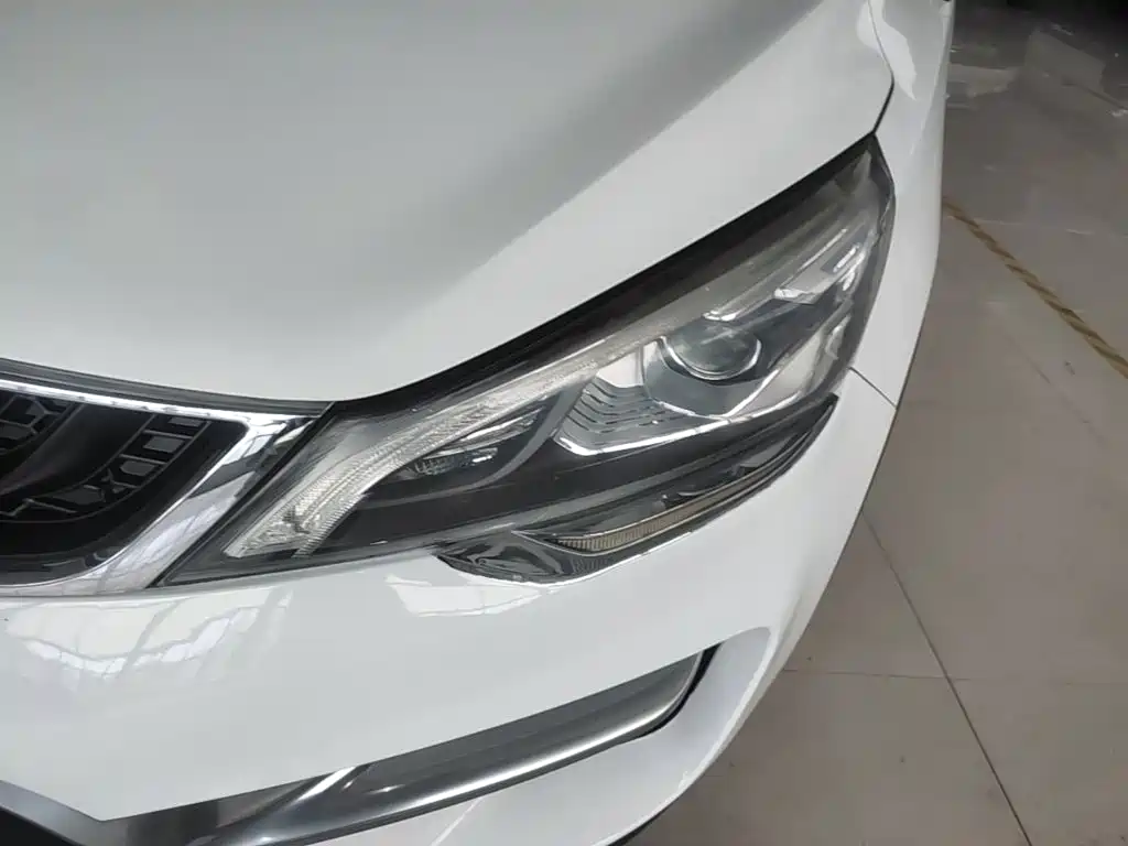 Geely Emgrand GS 2019 — фото 24