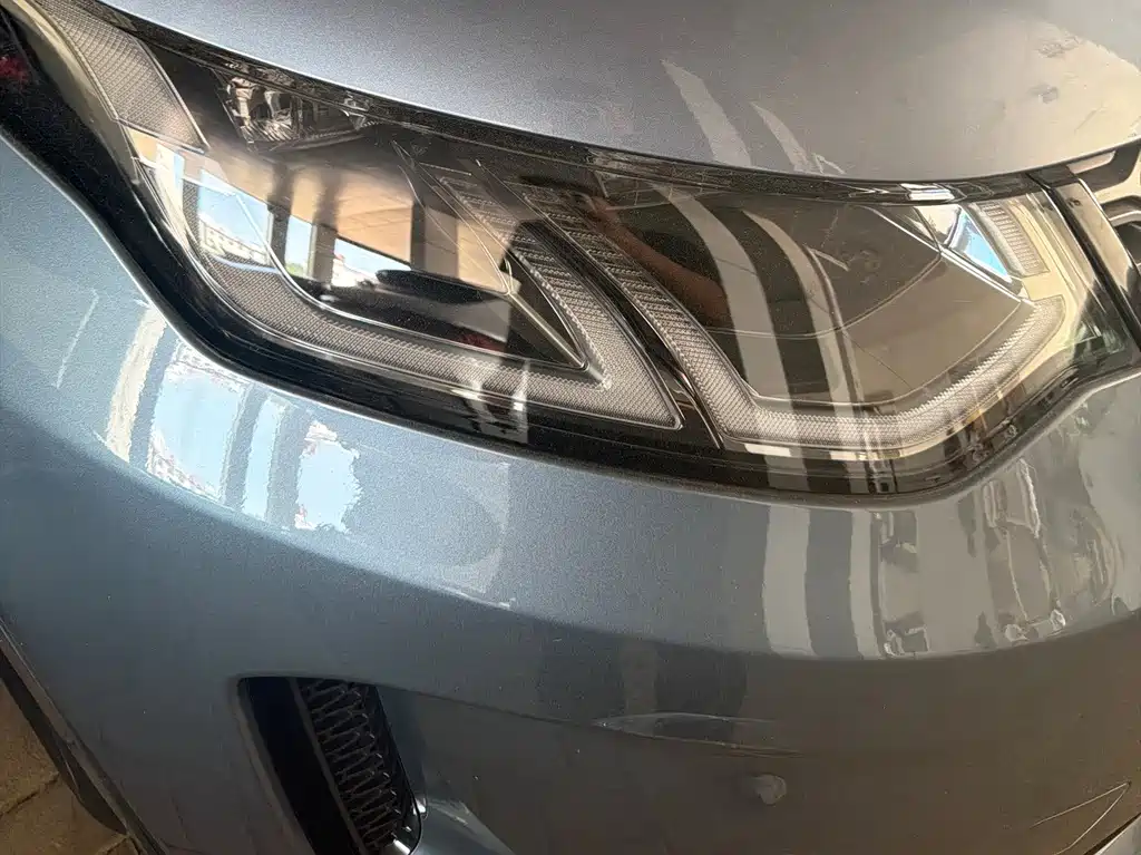Land Rover Discovery Sport 2021 — фото 26