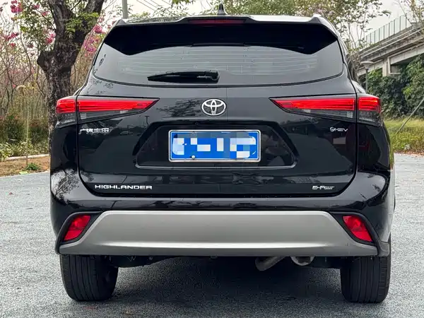 Toyota Highlander 2024