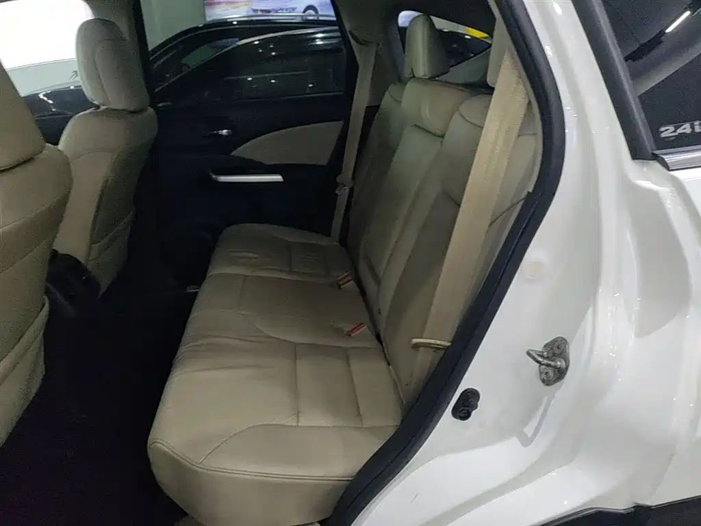 Honda CR-V 2015 — фото 13