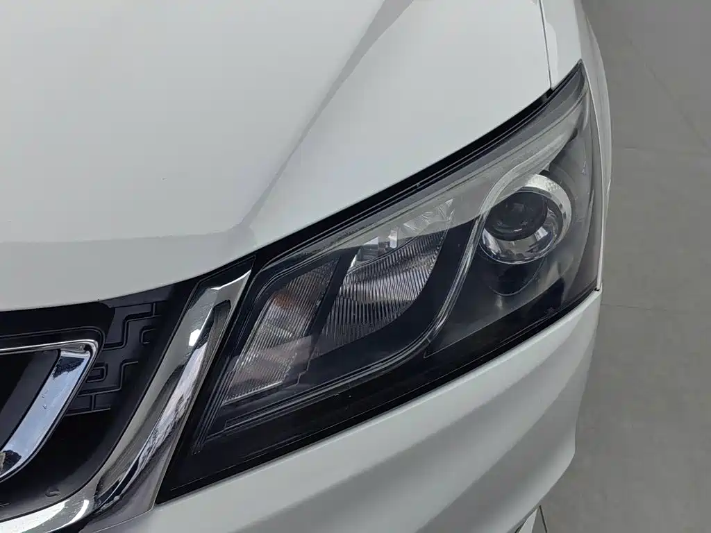 Geely Emgrand 2017
