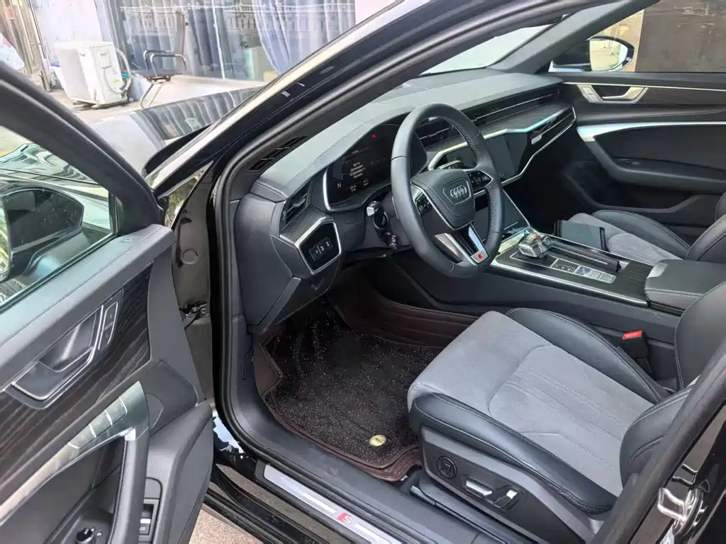 Audi A6L 2024