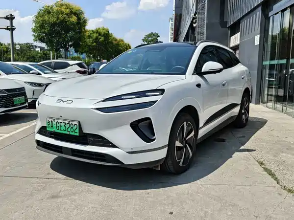 BYD Sealion 06 2025