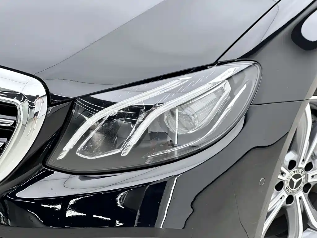 Mercedes-Benz E-Class 2020 — фото 9
