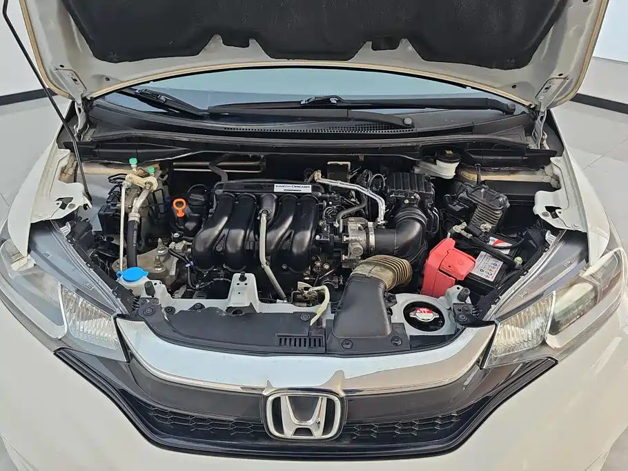 Honda Fit 2018 — фото 10