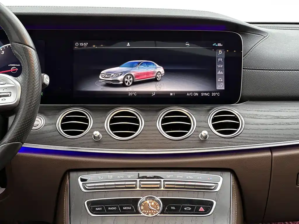 Mercedes-Benz E-Class 2020 — фото 4