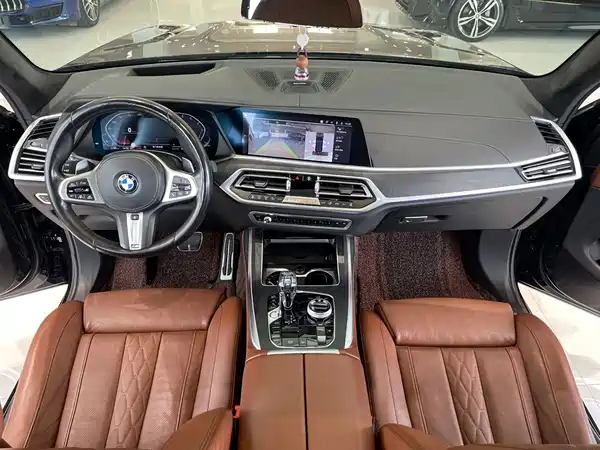 BMW X7 2019