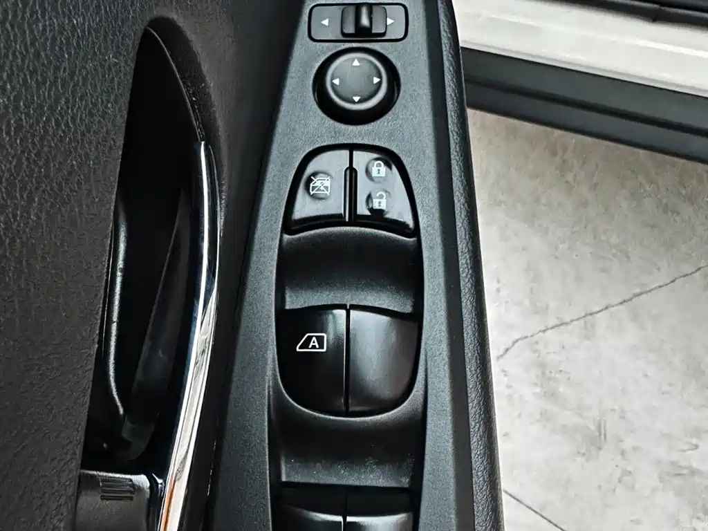 Nissan Kicks 2024 — фото 16
