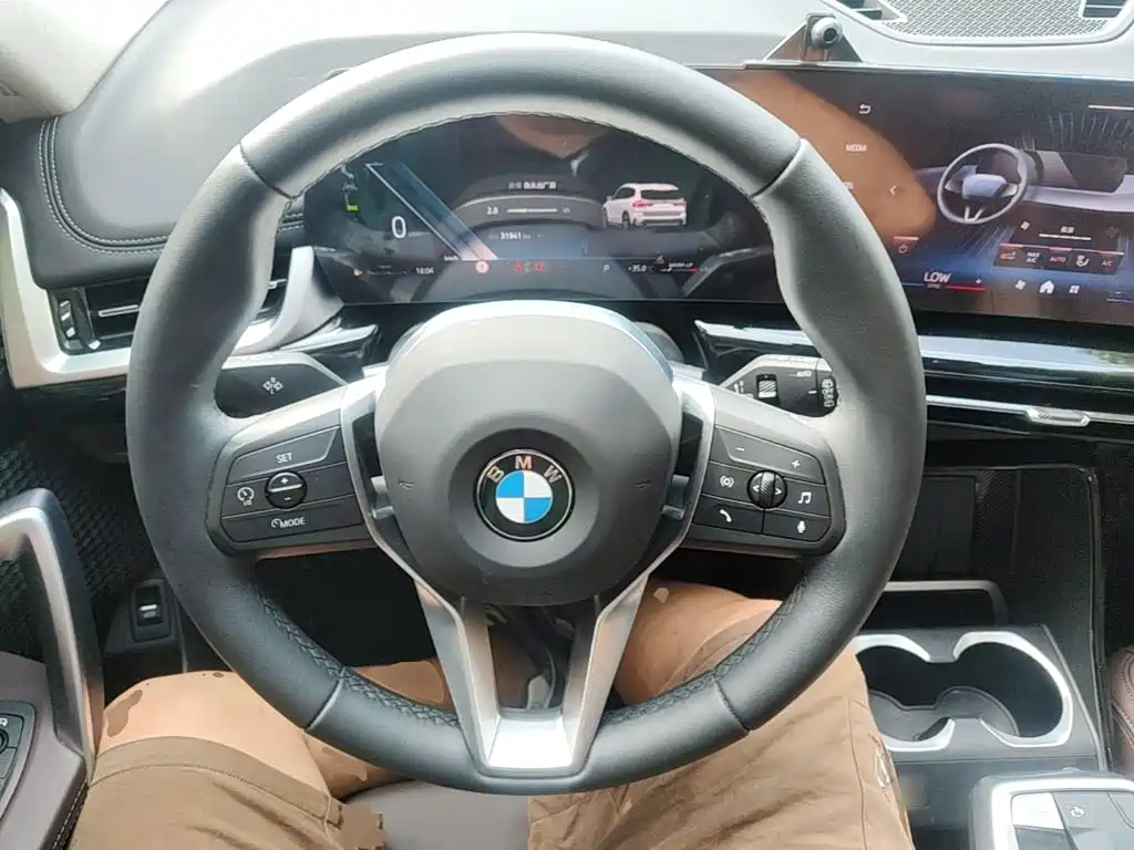 BMW X1 2024 — фото 11