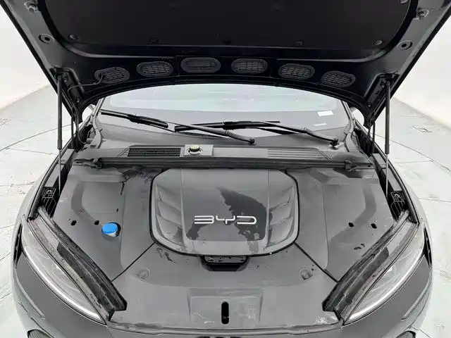BYD Seal 2023 — фото 26