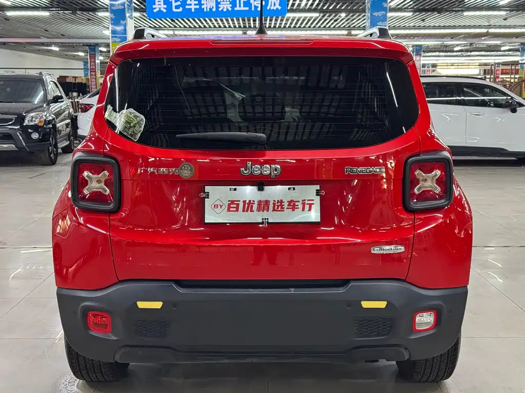 Jeep Renegade 2019 — фото 6