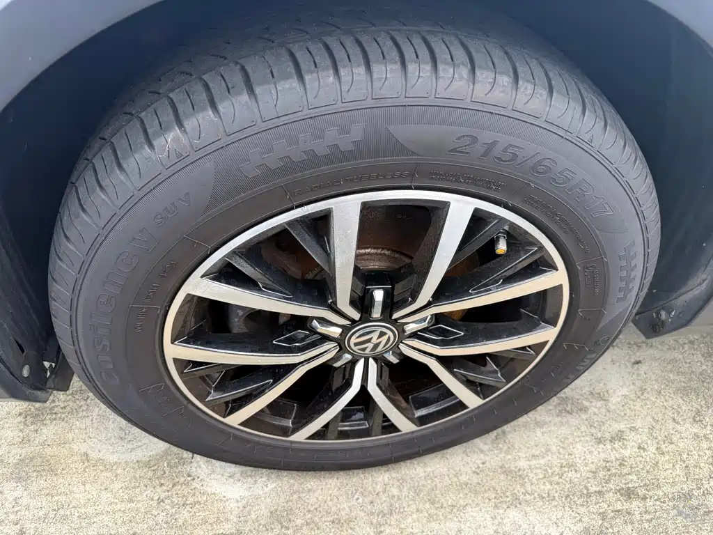 Volkswagen Tiguan L 2017