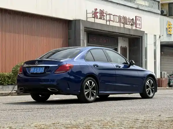 Mercedes-Benz C-Class 2018