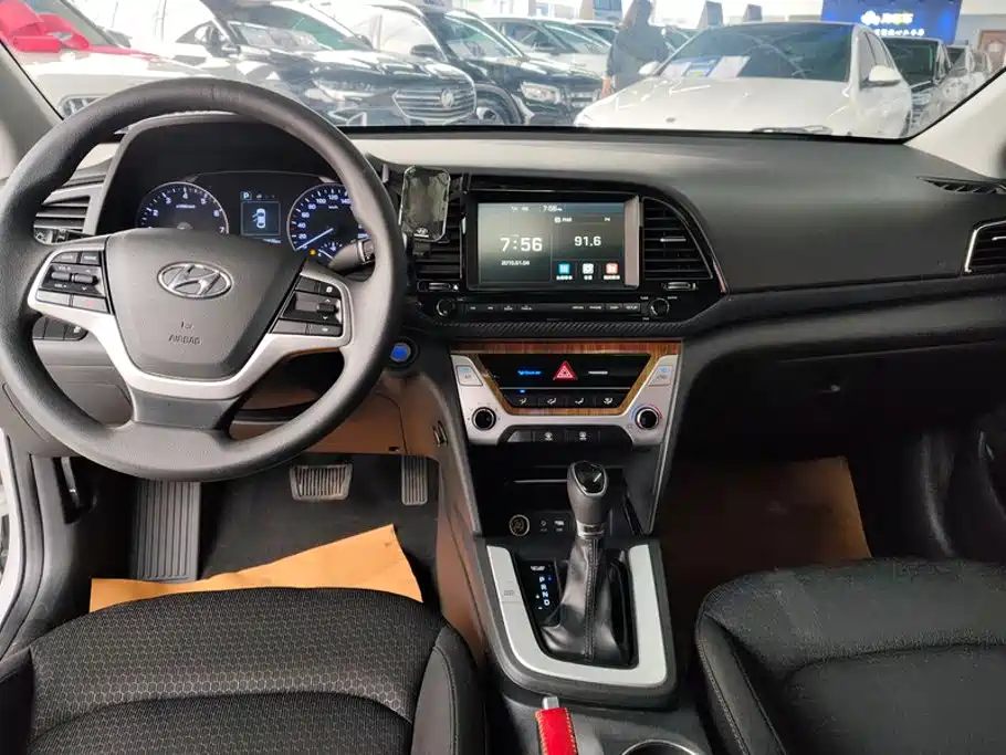 Hyundai Celesta 2018 — фото 12