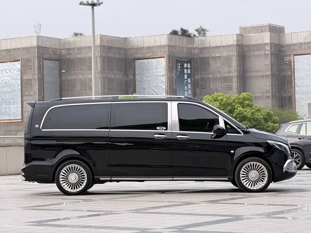 Mercedes-Benz Vito 2022 — фото 4
