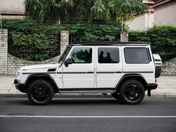 Mercedes-Benz G-Class 2016