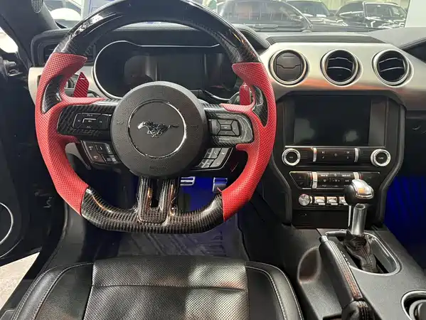 Ford Mustang 2020