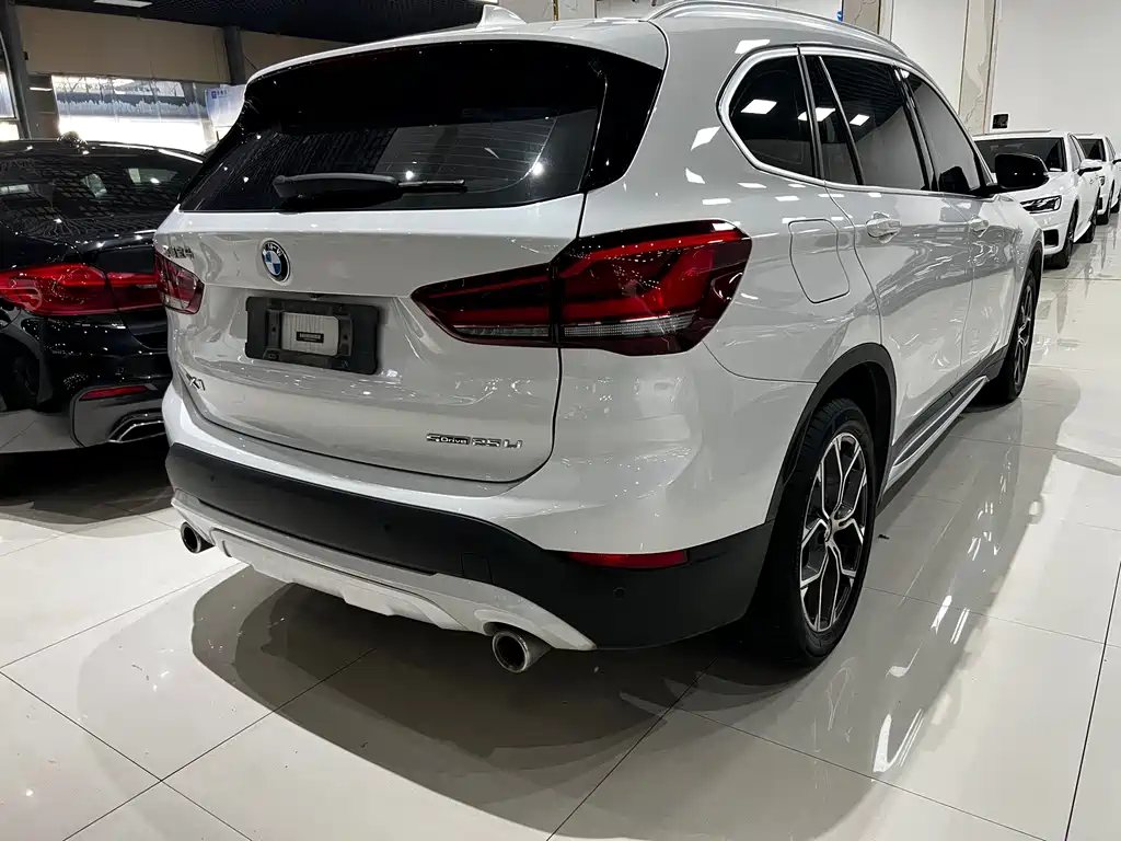 BMW X1 2020 — фото 9