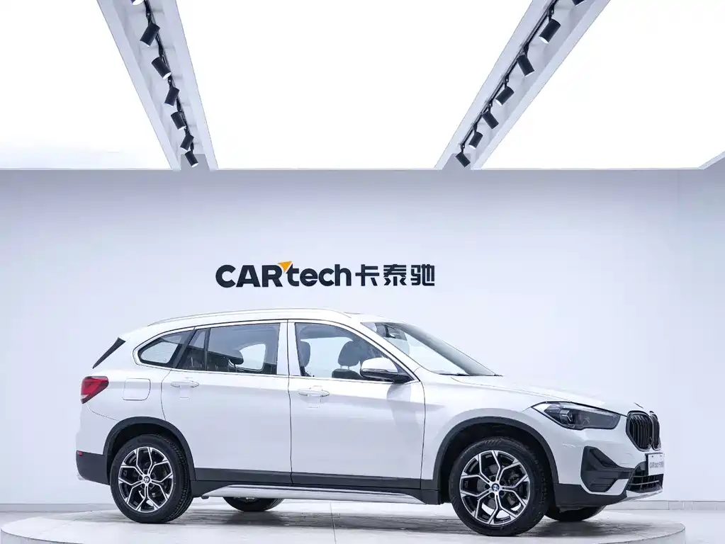 BMW X1 2020 — фото 5