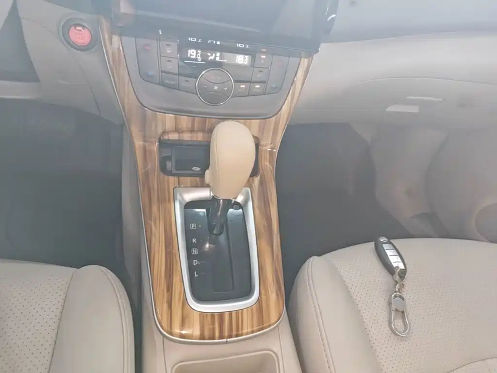 Nissan Sylphy 2015 — фото 14