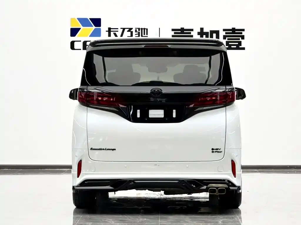 Toyota Alphard 2025 — фото 5