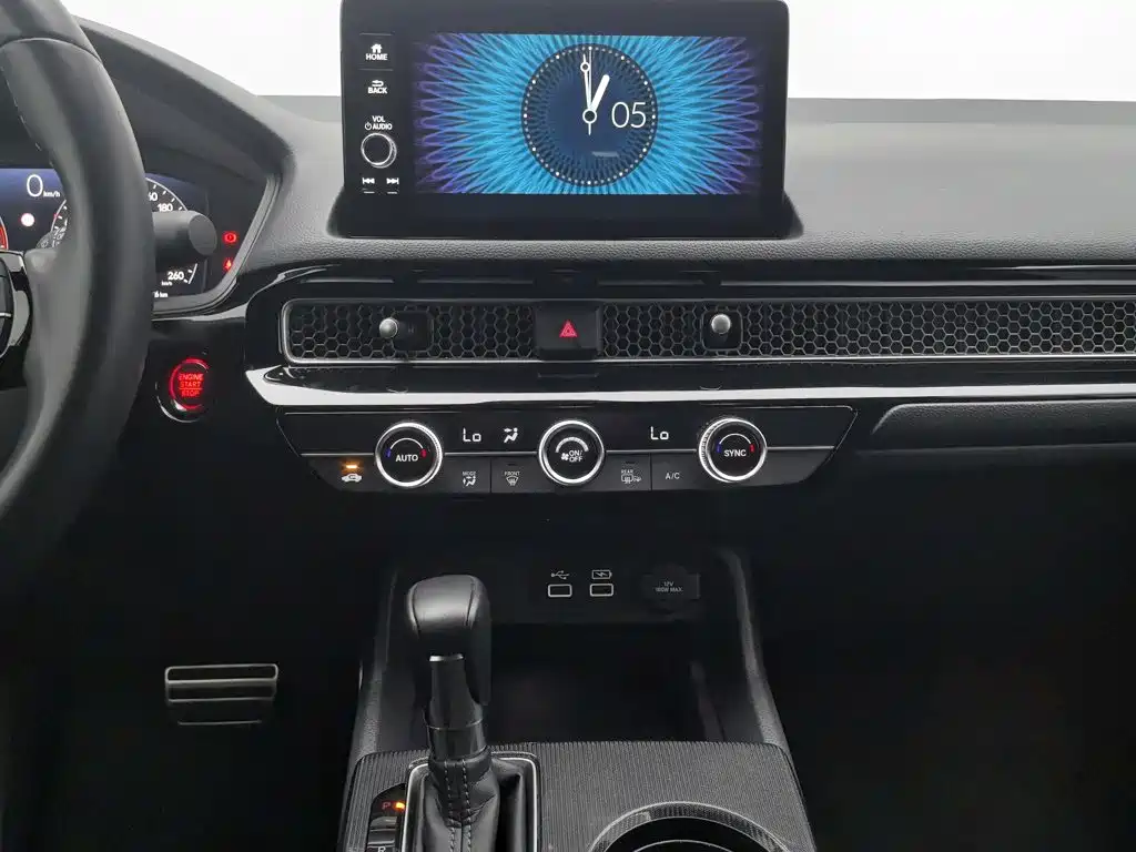 Honda Civic 2025 — фото 12