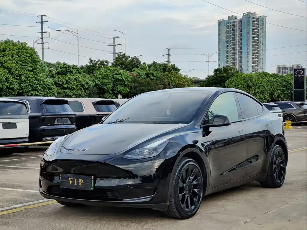 Tesla Model Y 2022 — фото 1
