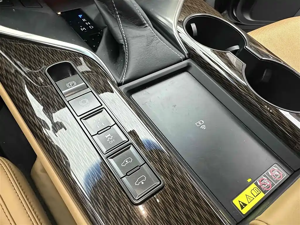 Lexus LX 2024 — фото 15