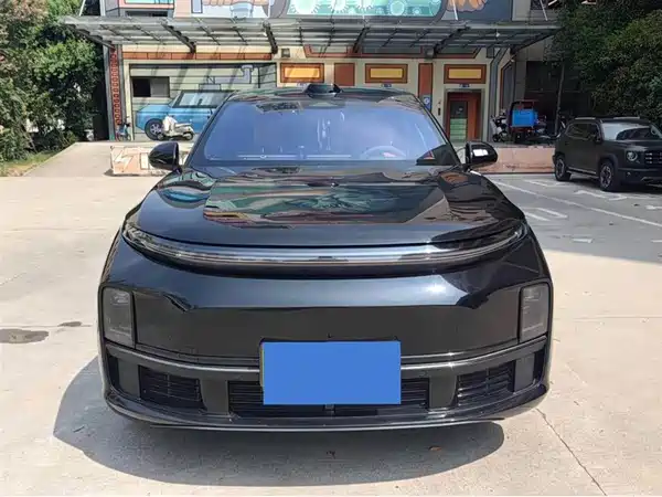 Li Auto L7 2025