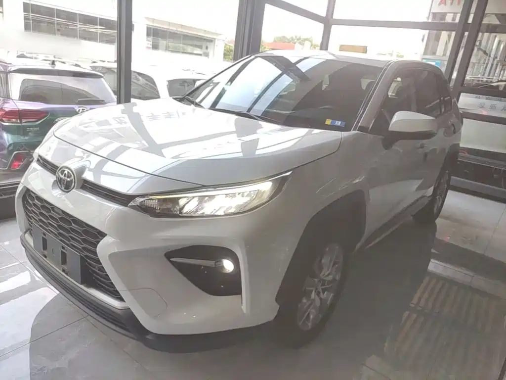 Toyota Wildlander 2022 — фото 1