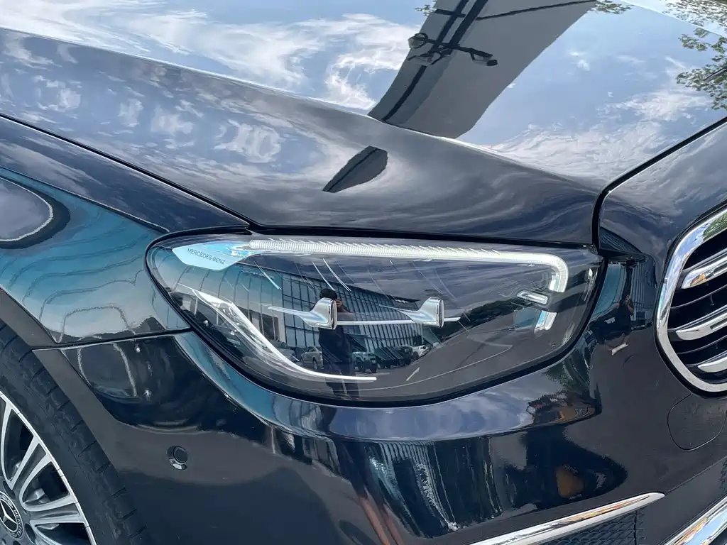 Mercedes-Benz E-Class 2023 — фото 20