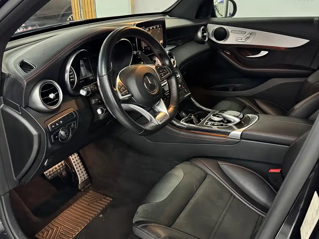 Mercedes-Benz GLC AMG 2019 — фото 4