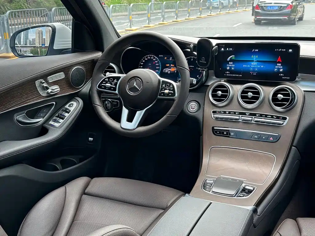Mercedes-Benz GLC 2023 — фото 11