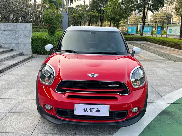 MINI JCW PACEMAN 2016