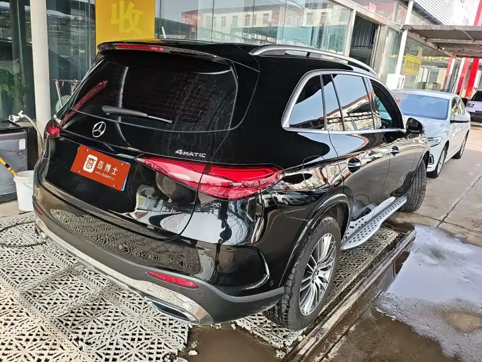 Mercedes-Benz GLC 2024