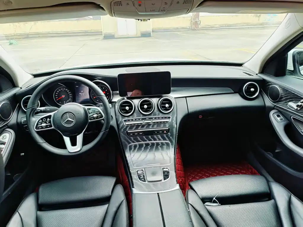 Mercedes-Benz C-Class 2019