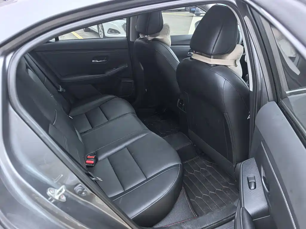 Nissan Sylphy 2023 — фото 18