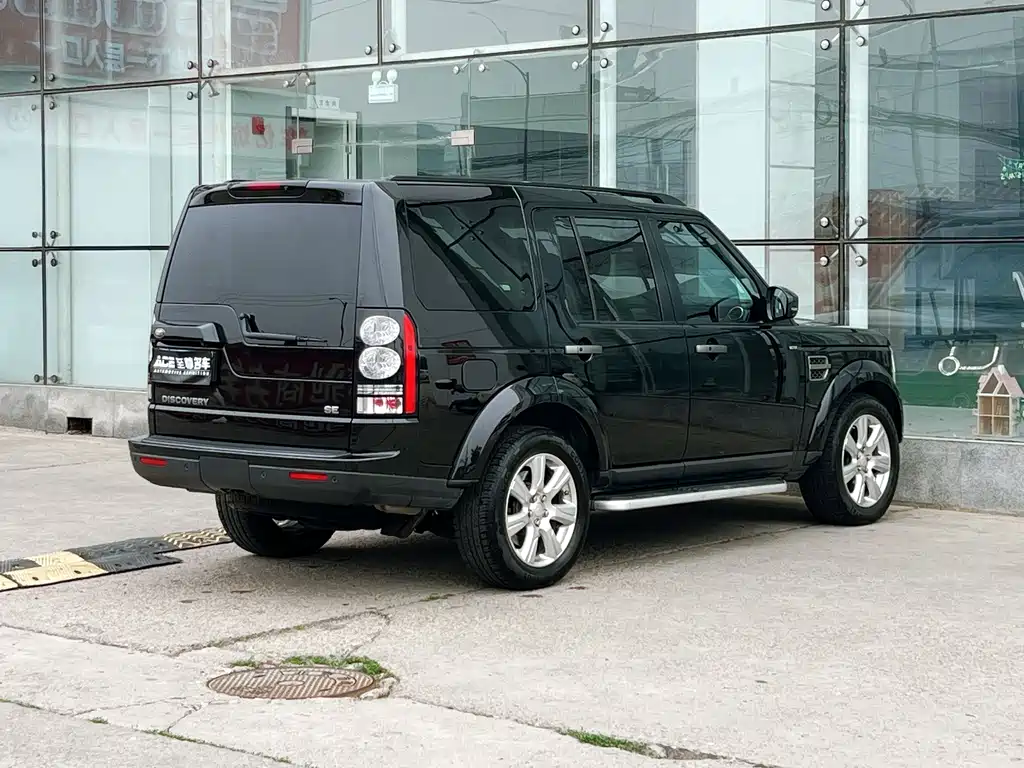 Land Rover Discovery 2014 — фото 4