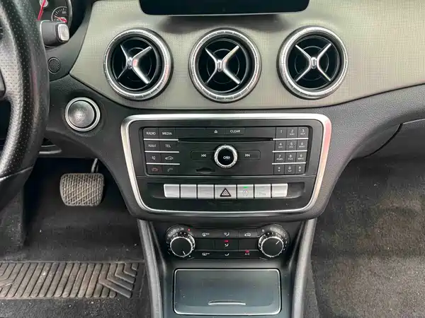 Mercedes-Benz CLA 2017