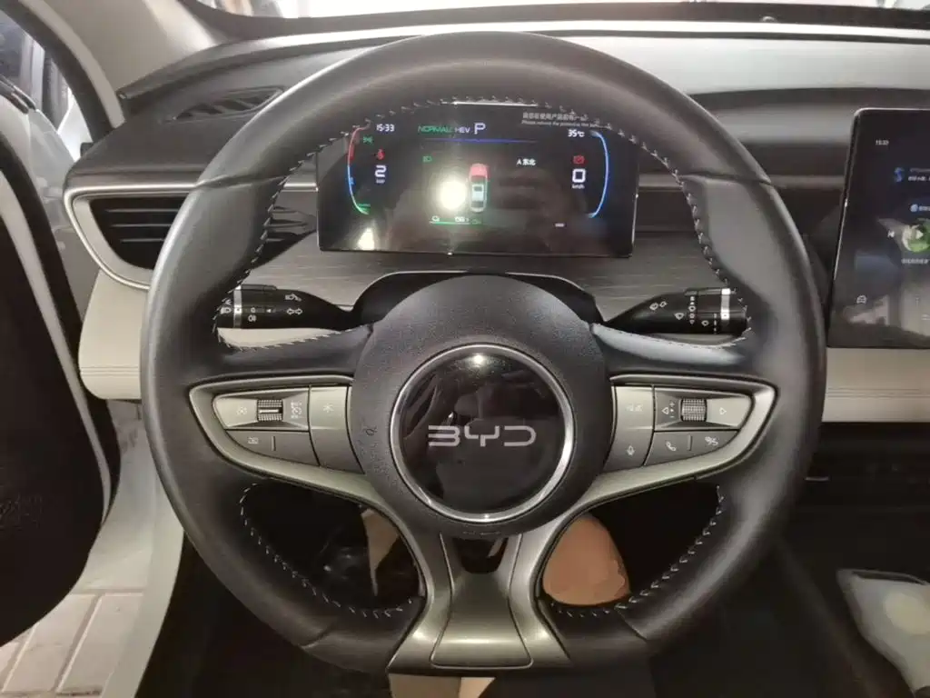 BYD Seal 05 DM-i 2025 — фото 11
