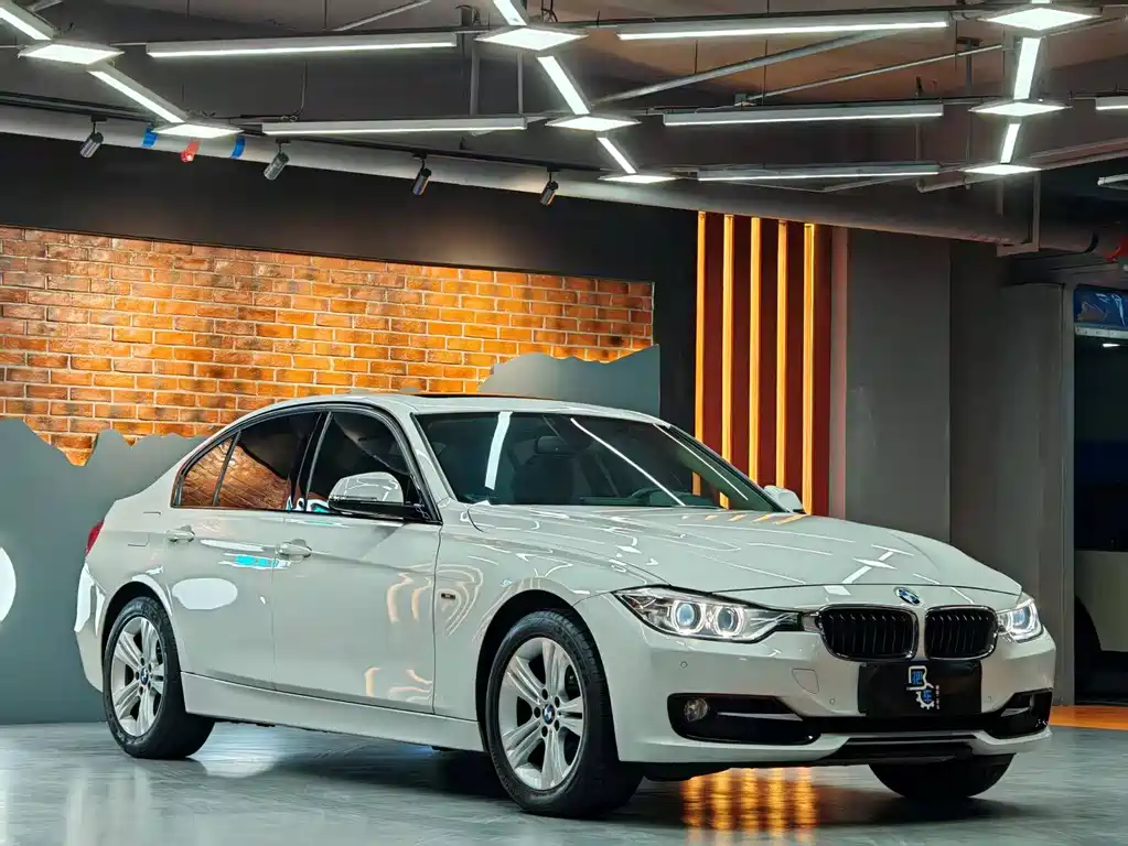 BMW 3 Series 2015 — фото 4