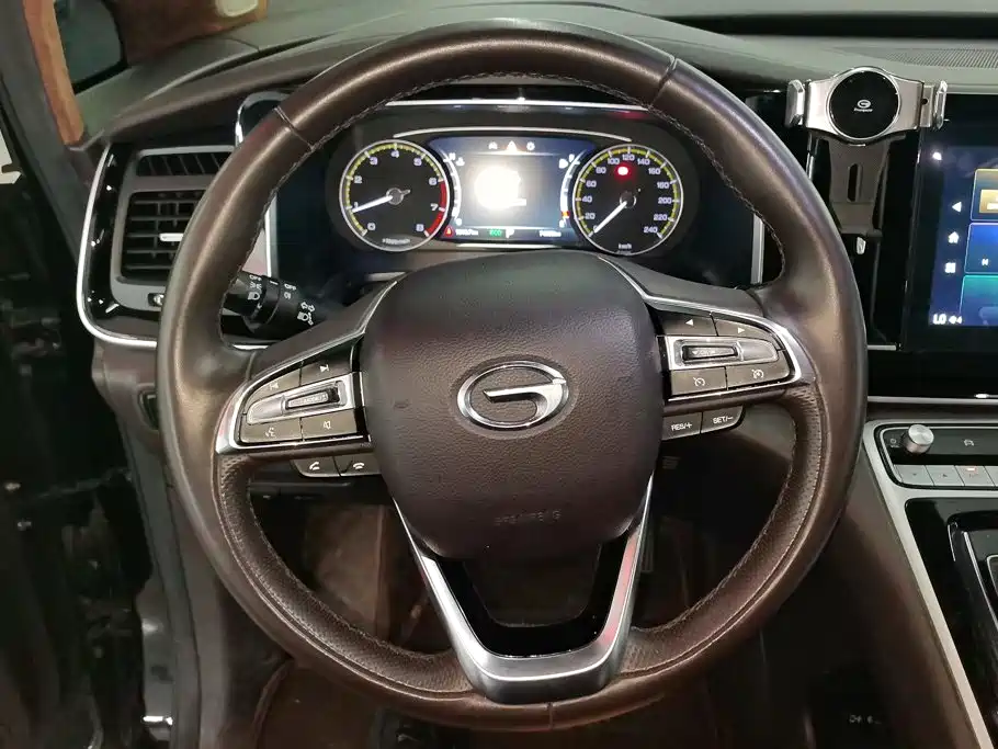 GAC Trumpchi M8 2021 — фото 15