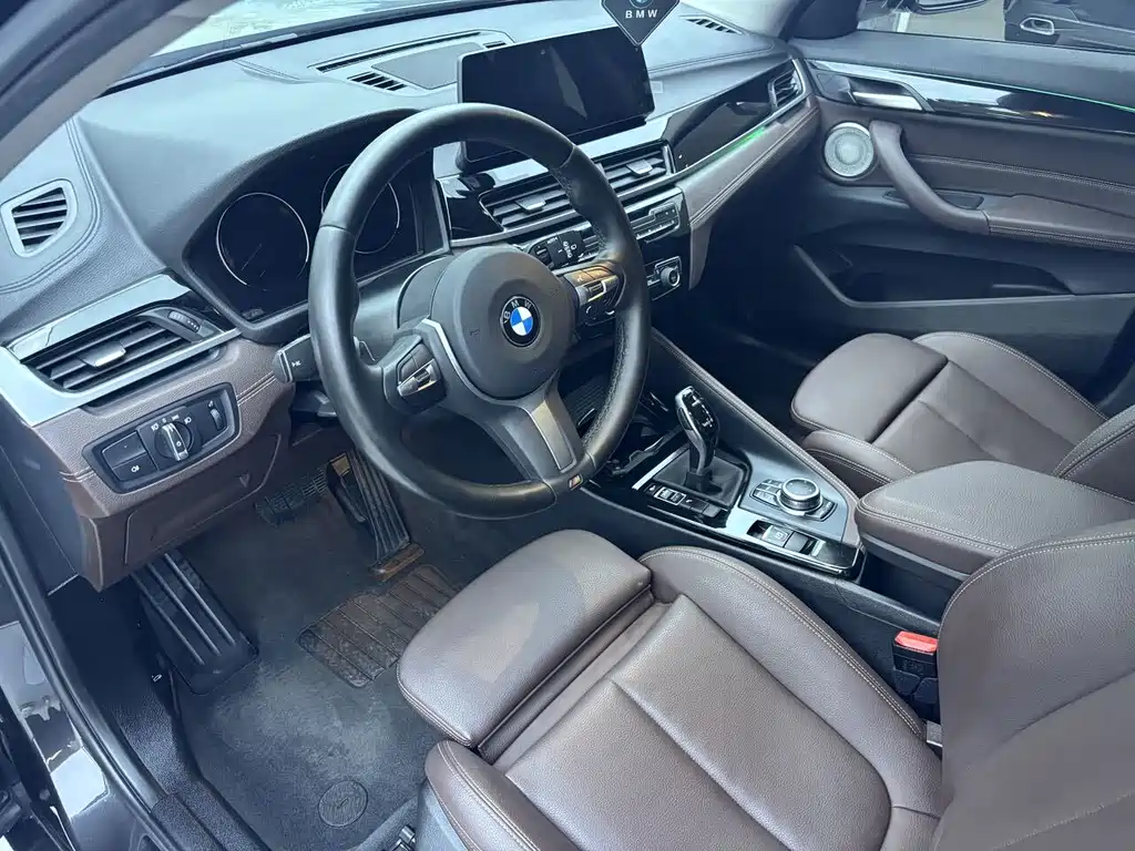 BMW X2 2022 — фото 10