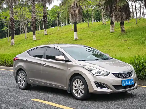 Hyundai Elantra Langdong 2016