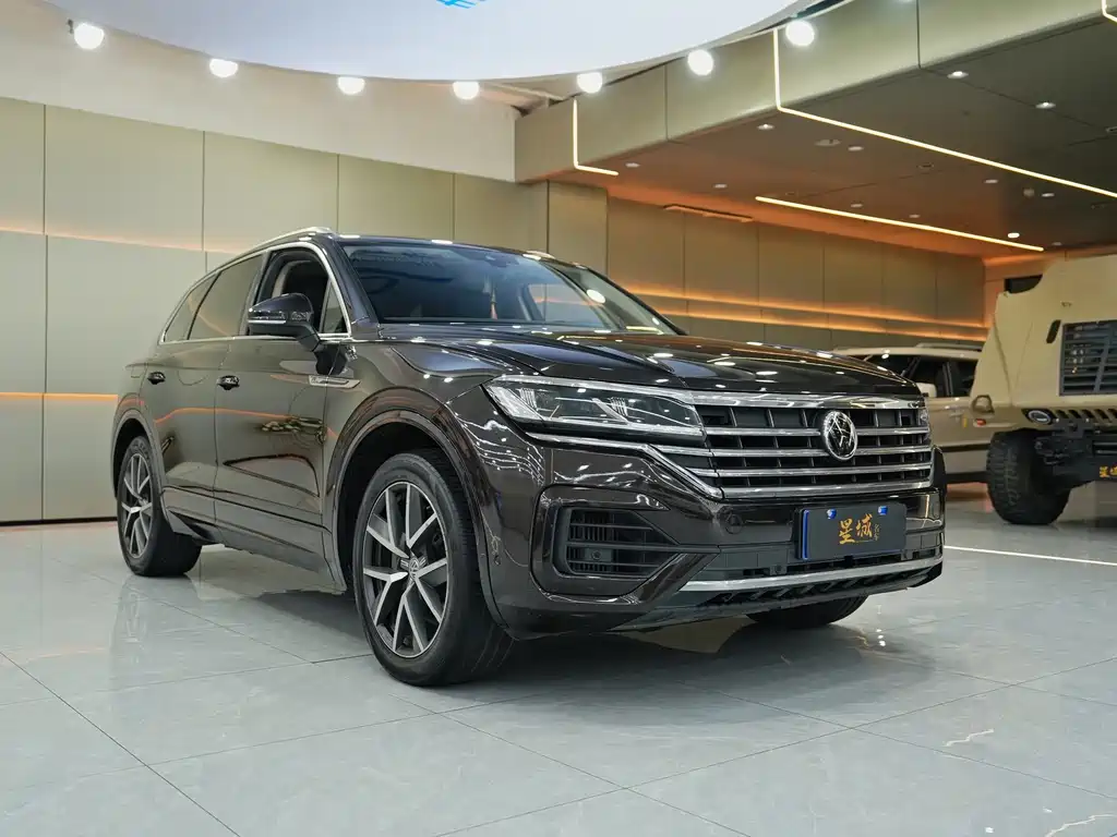 Volkswagen Touareg 2019 — фото 3