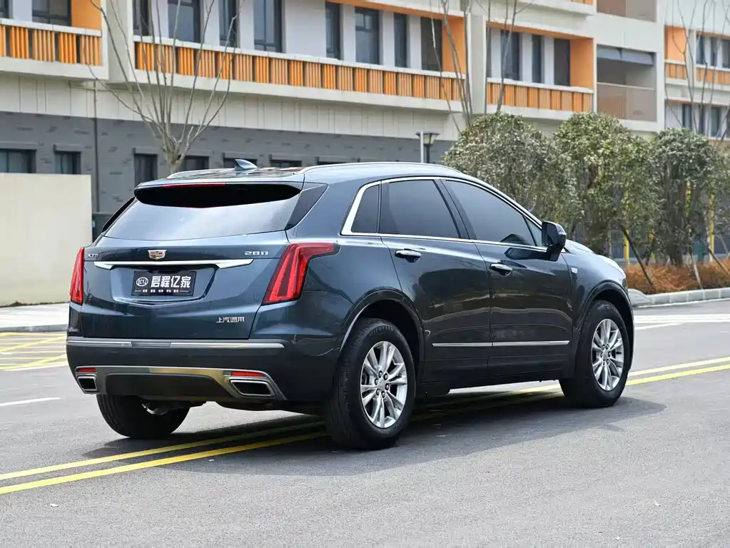 Cadillac XT5 2024 — фото 17